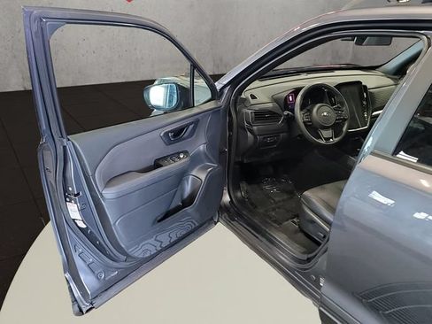 Used 2025 Subaru Forester Premium AWD/4WD image 15