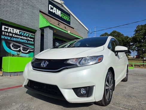 Used 2017 Honda Fit EX image 2