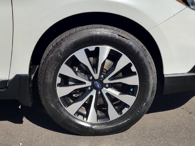 Used 2016 Subaru Outback 3.6R Limited AWD/4WD image 32