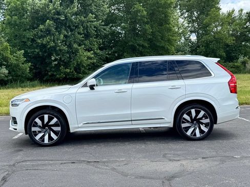 Used 2024 Volvo XC90 T8 Plus w/ Protection Package Premier AWD/4WD image 5