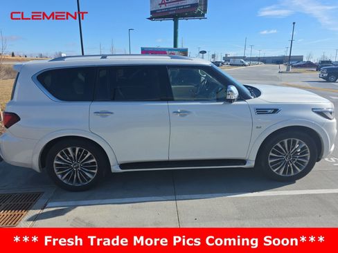 Used 2018 INFINITI QX80 4WD w/ Deluxe Technology Package image 1