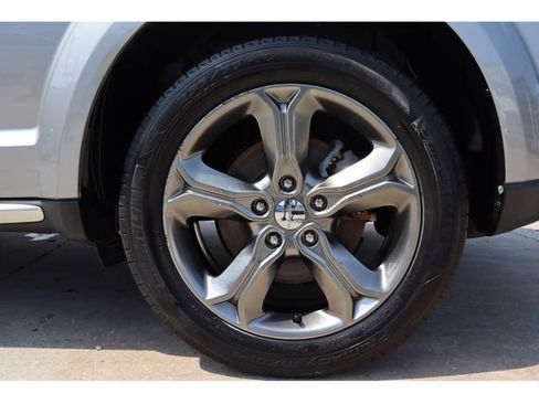 Used 2017 Dodge Journey Crossroad image 18