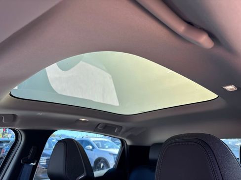 New 2026 Nissan Leaf Platinum+ w/ Cargo Package (Platinum+) image 13