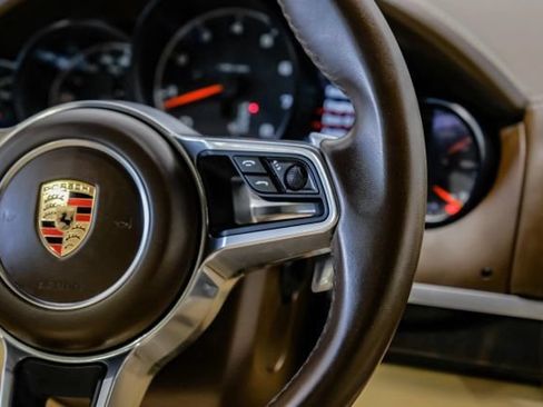 Used 2017 Porsche Cayenne AWD/4WD image 26