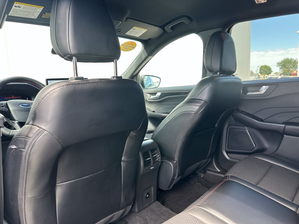 Certified 2024 Ford Escape ST-Line w/ Tech Pack #1 AWD/4WD image 19