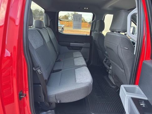 Used 2024 Ford F350 XLT w/ FX4 Off-Road Package image 11