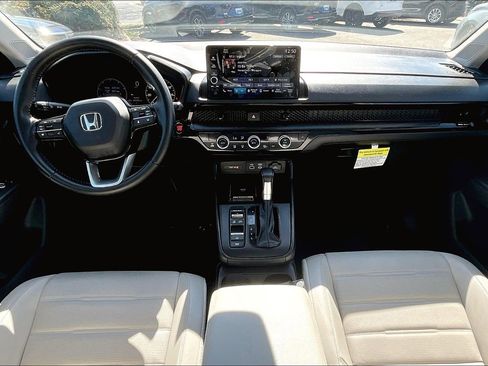Used 2025 Honda CR-V EX-L image 15