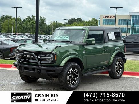 Used 2022 Ford Bronco Outer Banks AWD/4WD image 3