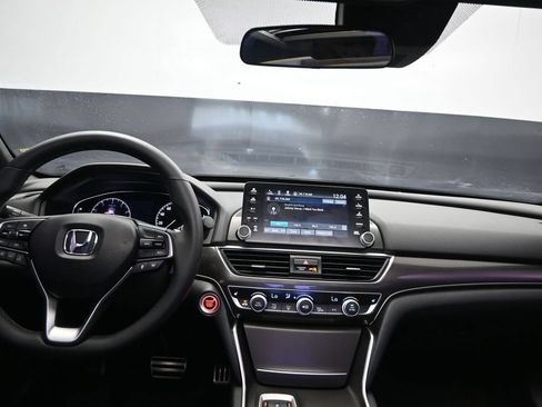 Used 2019 Honda Accord Sport image 19