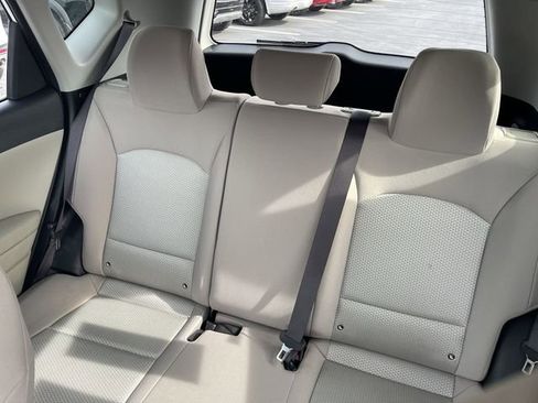 Used 2025 Kia Soul LX w/ LX Technology Package FWD image 21