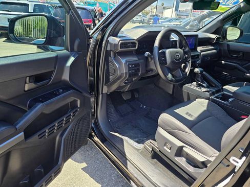 Used 2024 Toyota Tacoma SR5 AWD/4WD image 19