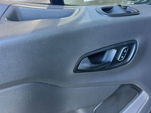 Used 2022 Ford Transit 350 XLT image 10