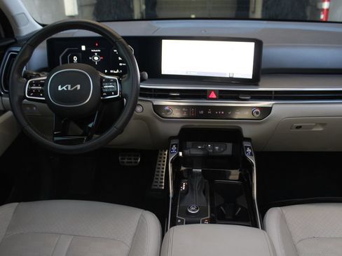 Used 2024 Kia Sorento SX FWD image 19