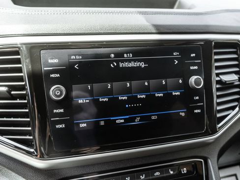 Used 2022 Volkswagen Atlas Cross Sport SE AWD/4WD image 19