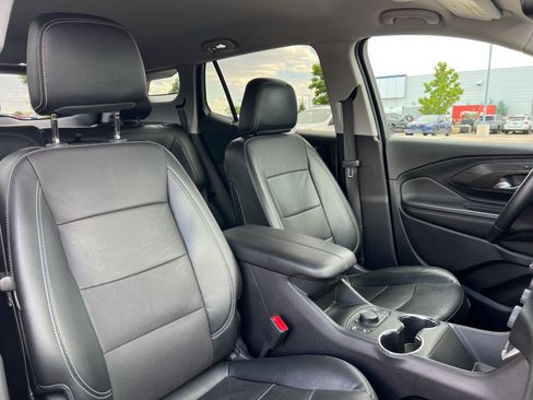Used 2023 GMC Terrain SLT w/ Elevation Edition AWD/4WD image 19