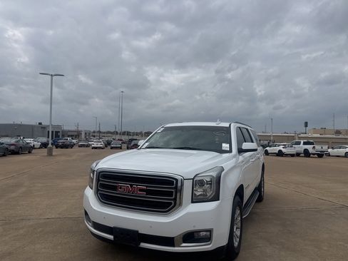 Used 2019 GMC Yukon XL SLT image 5