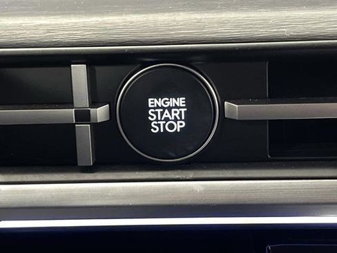 Used 2024 Hyundai Santa Fe Limited image 24