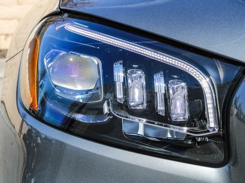 New 2026 Mercedes-Benz GLS 580 4MATIC image 4