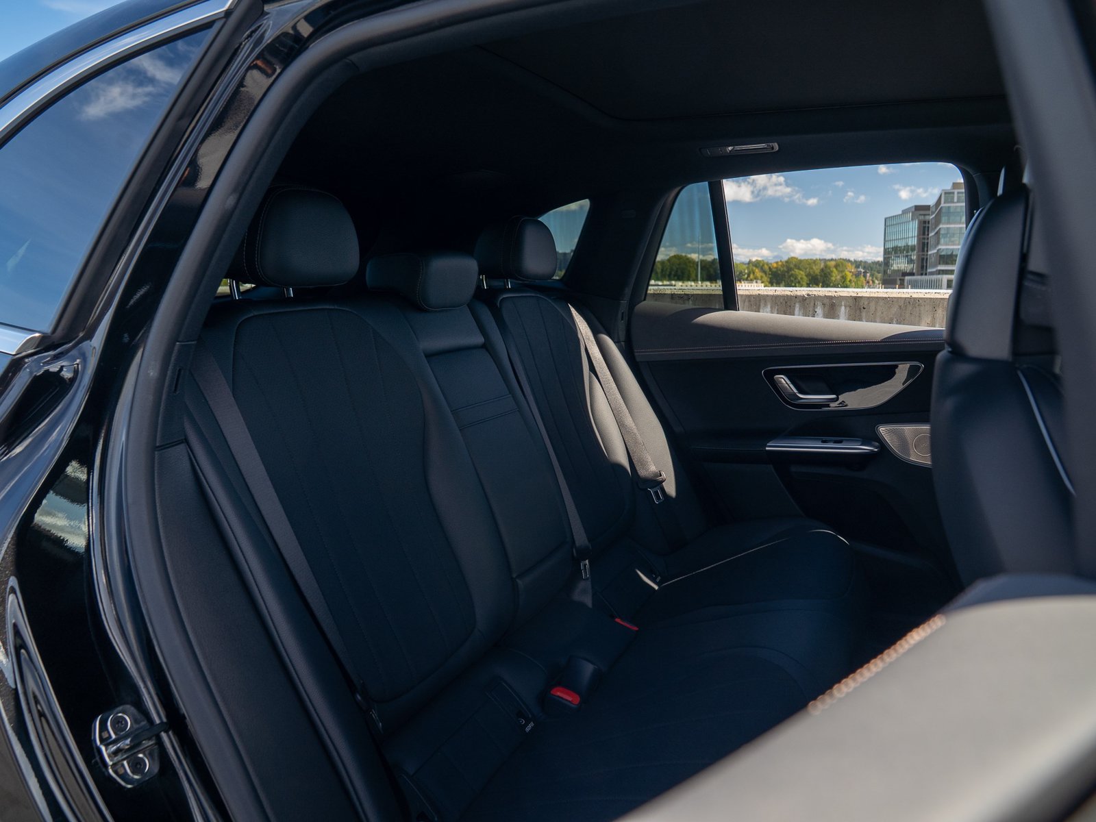 Certified 2023 Mercedes-Benz EQE 350+ 4MATIC SUV image 28