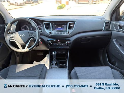 Used 2017 Hyundai Tucson SE FWD image 3
