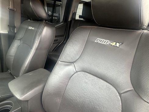 Used 2014 Nissan Xterra PRO-4X w/ Pro-4x Leather Package image 8