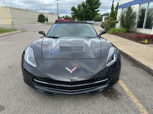 Used 2015 Chevrolet Corvette Stingray Convertible w/ 3LT Preferred Equipment Group RWD image 9