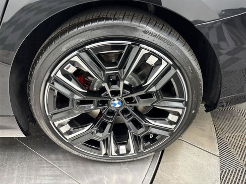 New 2026 BMW i5 w/ Executive Package AWD/4WD image 27