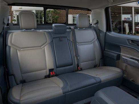 New 2025 Ford Maverick Lariat w/ 4K Tow Package image 35