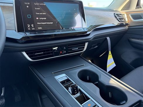 New 2026 Volkswagen Atlas SE image 12