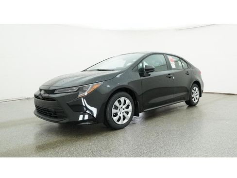 New 2026 Toyota Corolla LE image 17