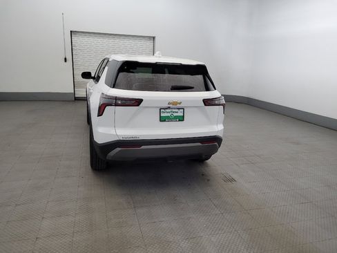 Used 2025 Chevrolet Equinox LT FWD image 6