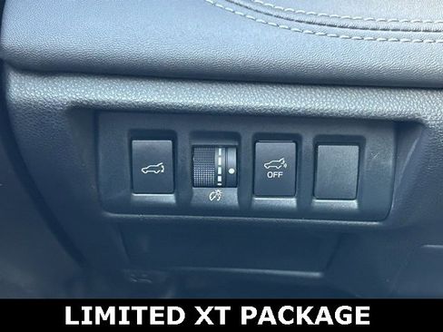 Used 2022 Subaru Outback Limited XT image 21