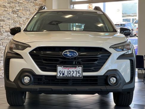 Certified 2025 Subaru Outback Onyx Edition XT AWD/4WD image 8