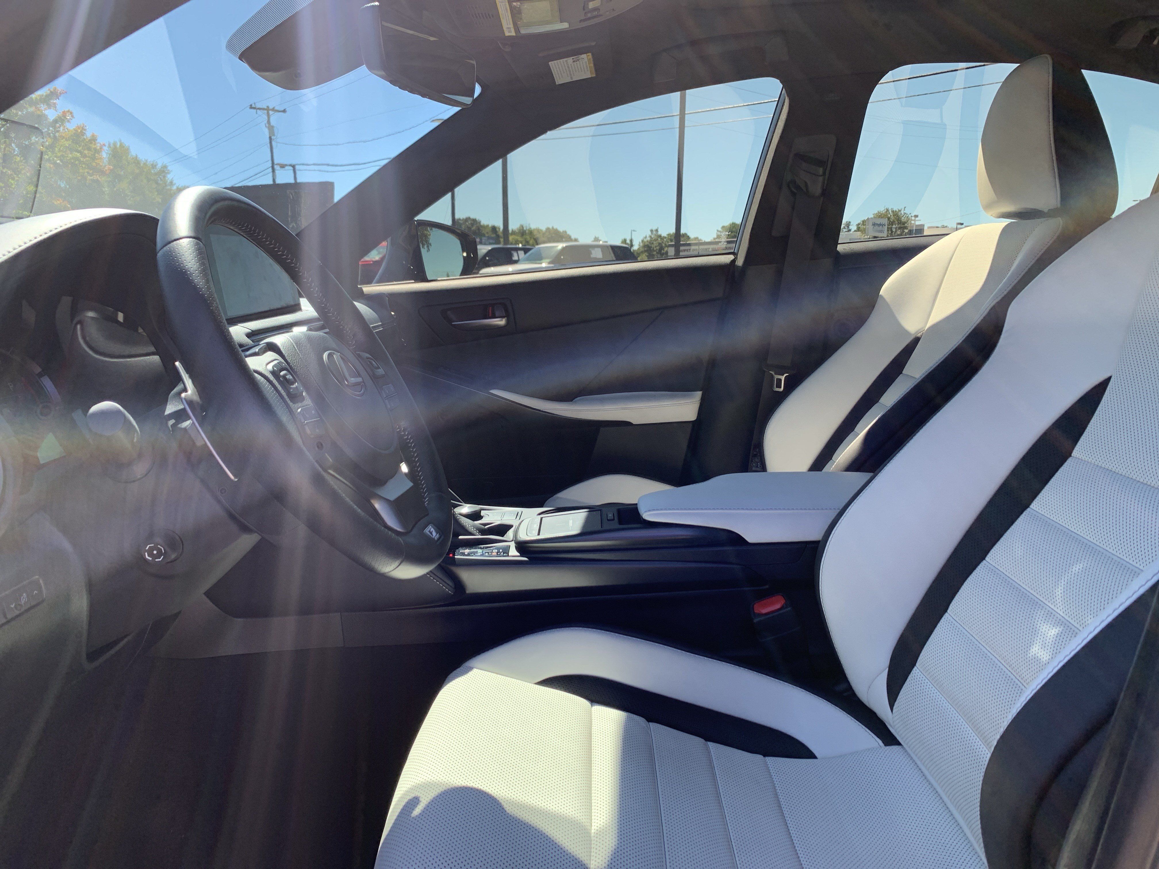 Used 2025 Lexus IS 350 F Sport RWD image 16