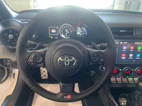 New 2025 Toyota GR86 Premium image 14
