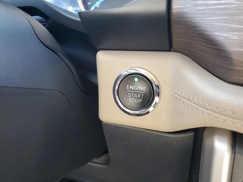 Certified 2023 Ford Expedition Limited image 32