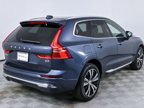 Used 2022 Volvo XC60 B5 Inscription w/ Climate Package image 31