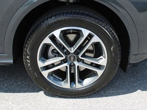 Certified 2025 Audi Q5 Premium Plus w/ Premium Plus AWD/4WD image 36