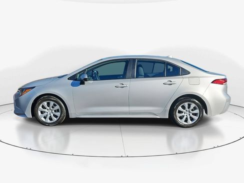 Used 2024 Toyota Corolla LE image 8