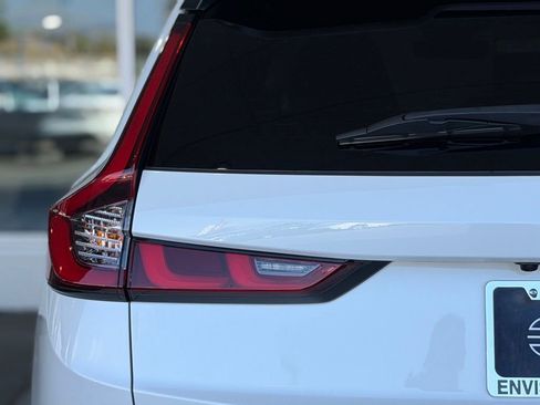 Used 2025 Honda CR-V Sport-L image 11