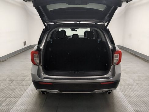 Used 2023 Ford Explorer Limited image 29