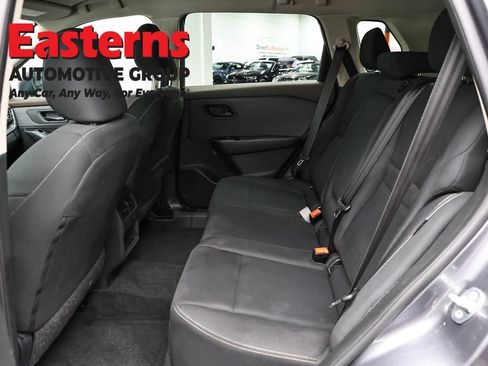 Used 2023 Nissan Rogue S AWD/4WD image 22