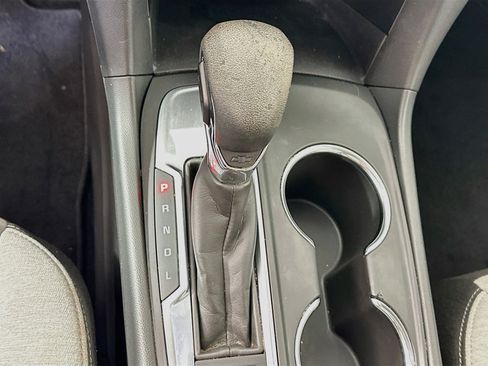 Used 2022 Chevrolet Equinox LS w/ LS Convenience Package FWD image 23