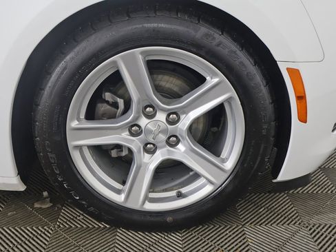 Used 2022 Chevrolet Camaro LT image 22