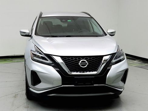 Used 2020 Nissan Murano SV image 2