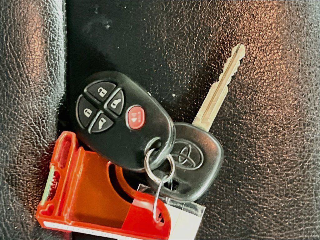 Used 2019 Toyota Sienna LE FWD image 28