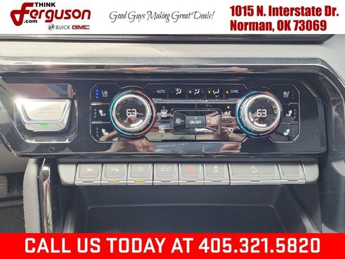 New 2026 GMC Sierra 1500 AT4 w/ AT4 Premium Package AWD/4WD image 29