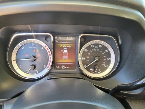 Used 2016 Nissan Titan Platinum Reserve image 34