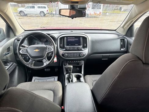 Used 2020 Chevrolet Colorado LT w/ Safety Package image 30