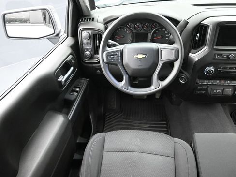 Certified 2024 Chevrolet Silverado 1500 W/T w/ Z71 Off-Road Package image 13